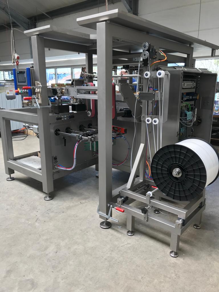 Verpackungsmaschine im Aufbau